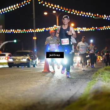 Runner Photo 4405171