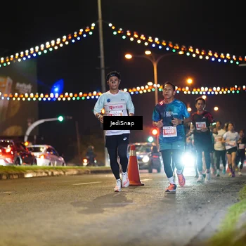 Runner Photo 4405177
