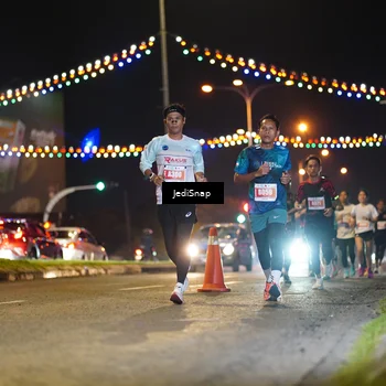 Runner Photo 4405187