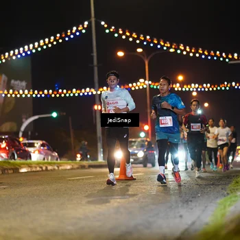 Runner Photo 4405192