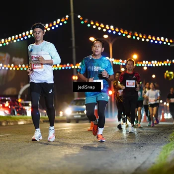Runner Photo 4405201