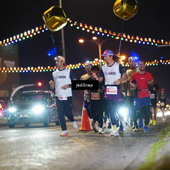 Runner Photo 4405313