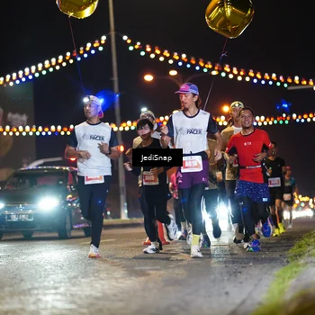 Runner Photo 4405317