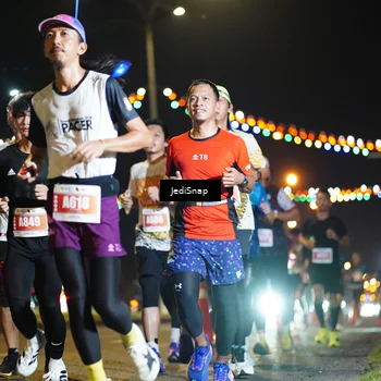 Runner Photo 4405342