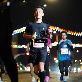 Runner Photo 4405373