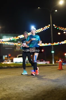 Runner Photo 4405468