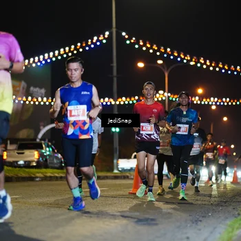 Runner Photo 4405492