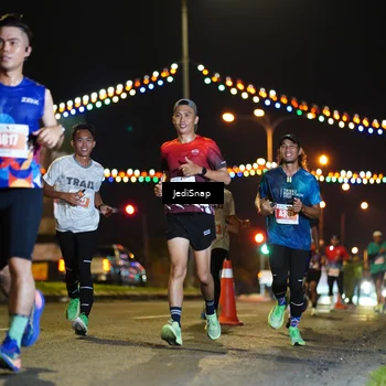 Runner Photo 4405507