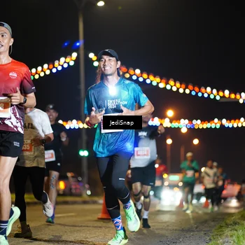 Runner Photo 4405519