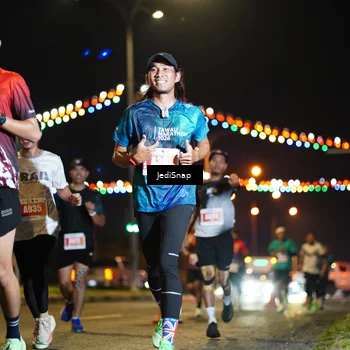 Runner Photo 4405521