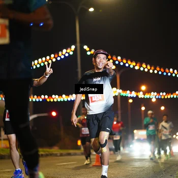 Runner Photo 4405534