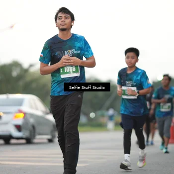 Runner Photo 4405544