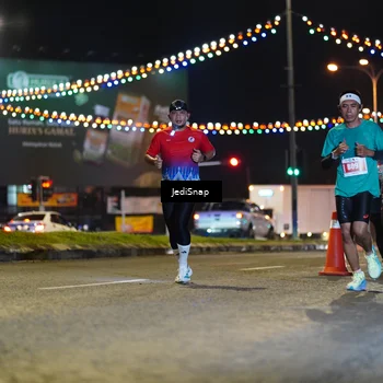 Runner Photo 4405571