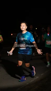 Runner Photo 4405590