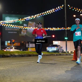 Runner Photo 4405591
