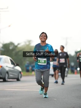 Runner Photo 4405643