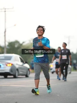 Runner Photo 4405658