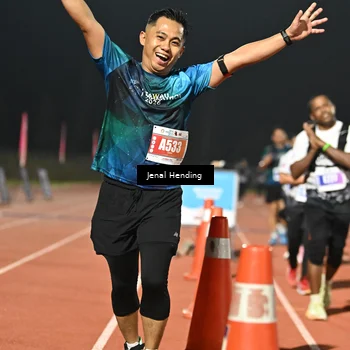 Runner Photo 4405669