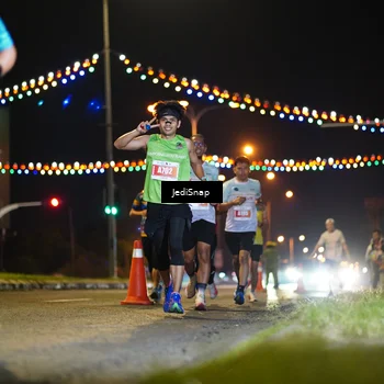 Runner Photo 4405694