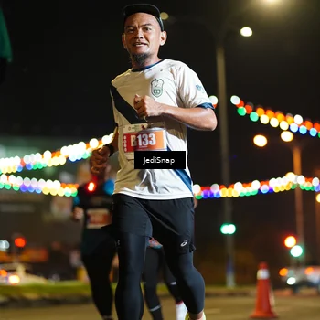 Runner Photo 4405698