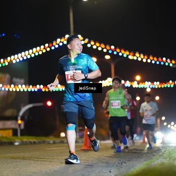 Runner Photo 4405702