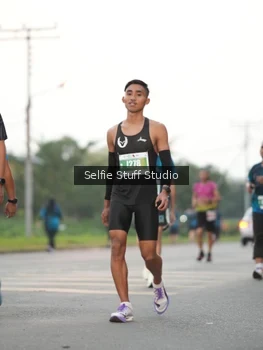 Runner Photo 4405730