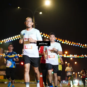 Runner Photo 4405739