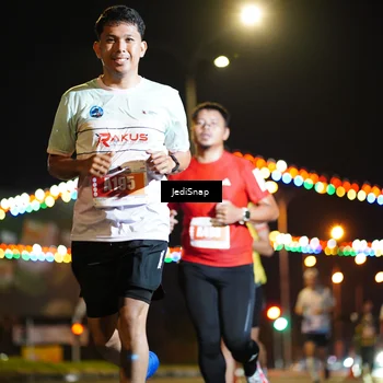 Runner Photo 4405771