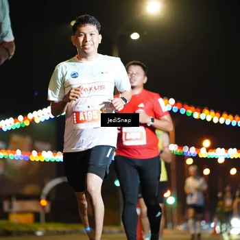 Runner Photo 4405785