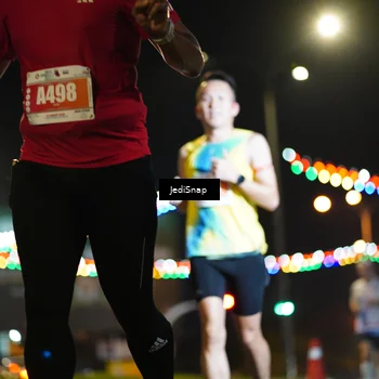 Runner Photo 4405791
