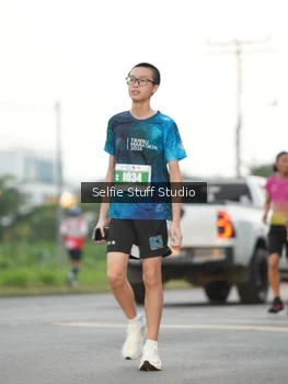 Runner Photo 4405810