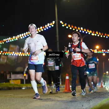Runner Photo 4405835