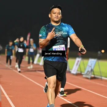 Runner Photo 4405836