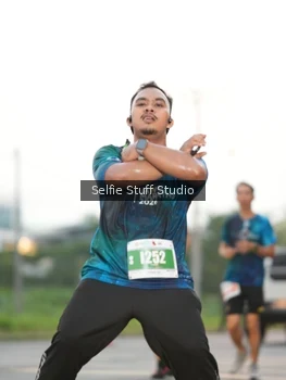 Runner Photo 4405864
