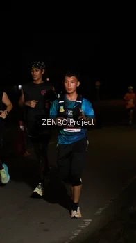 Runner Photo 4405866