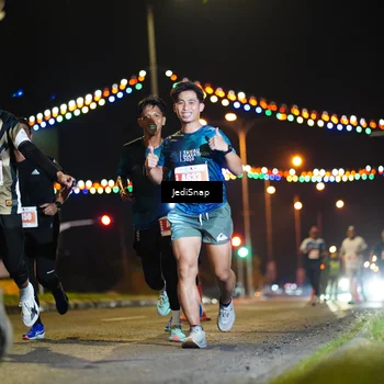Runner Photo 4405887