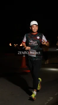 Runner Photo 4405896