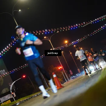 Runner Photo 4406020
