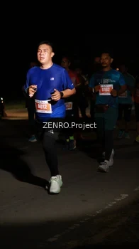 Runner Photo 4406028