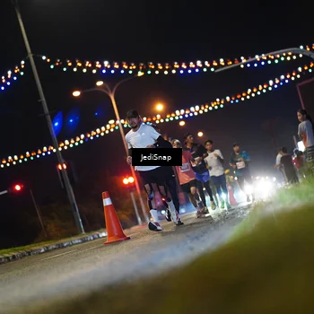 Runner Photo 4406031