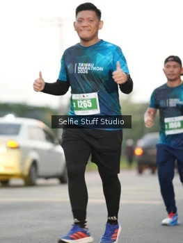 Runner Photo 4406035