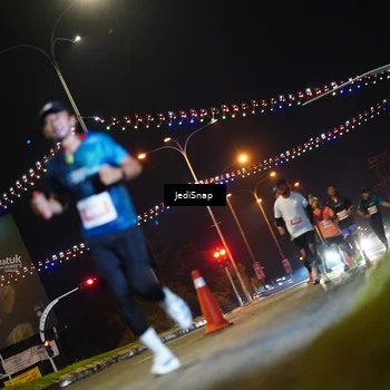 Runner Photo 4406038