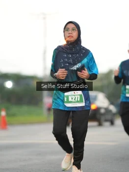 Runner Photo 4406044