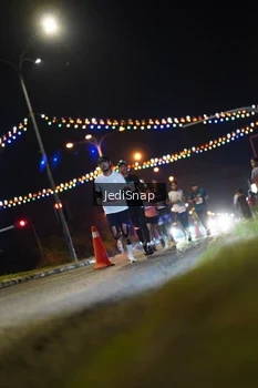 Runner Photo 4406056