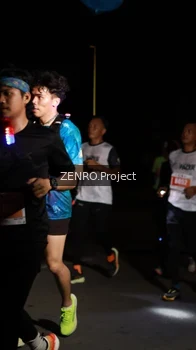 Runner Photo 4406069