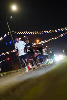 Runner Photo 4406074