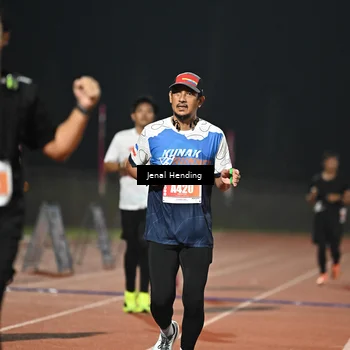 Runner Photo 4406078