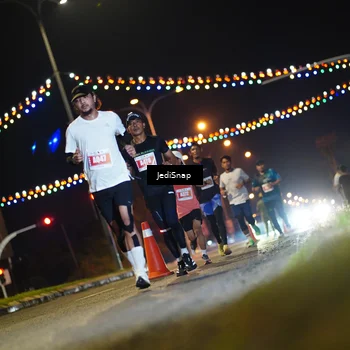 Runner Photo 4406085