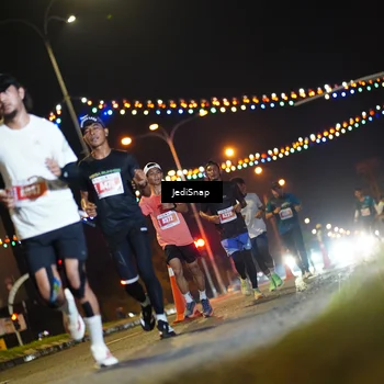 Runner Photo 4406087