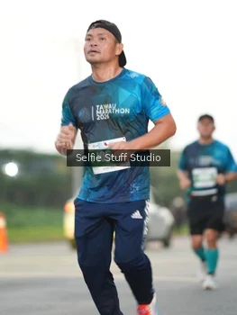 Runner Photo 4406103